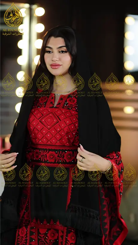 Aghbani Thobe Roses